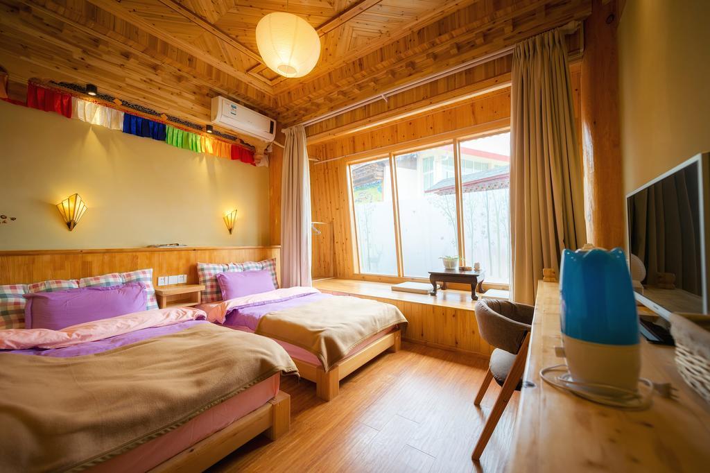 Huksum House Apartment Deqen Екстериор снимка